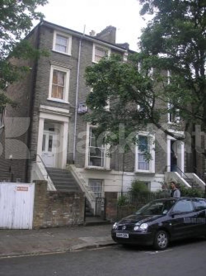 			2 Bedroom, 1 bath, 1 reception Flat			 Cantelowes Road, CAMDEN SQUARE NW1